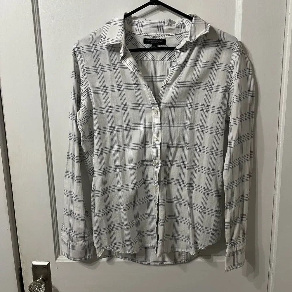 Men's White and Blue Plaid Shirt